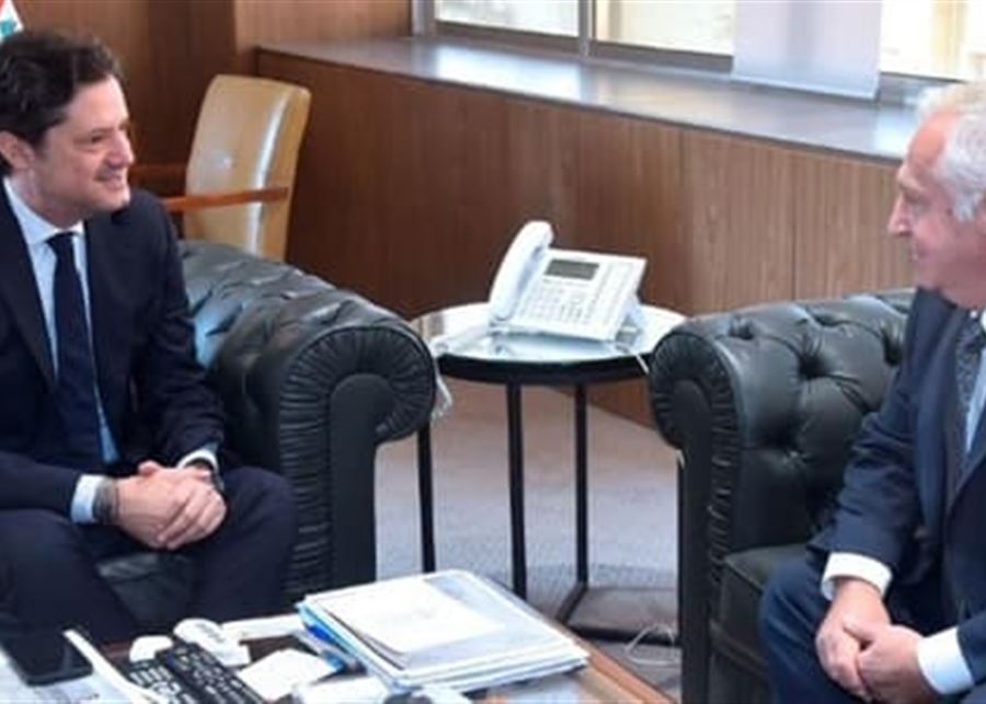 Makary aborde les développements locaux et régionaux avec l'ambassadeur d'Arménie