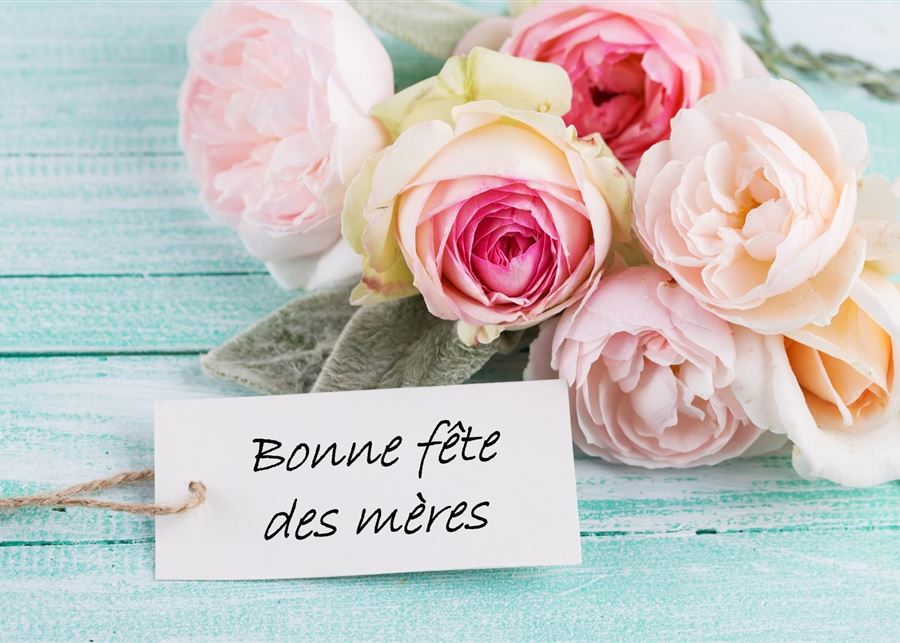 Célébration de la Fête des Mères: Un Hommage à Leur Sacrifice et Tendresse